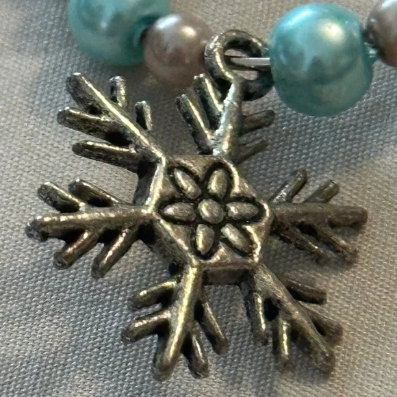 3/$15 Wine glass tag Stainless steel hoop. Light blue/gray beads snowflake charm - Picture 4 of 8
